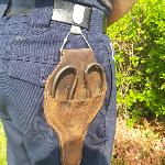 Articulated belt hook for pruning shears cases