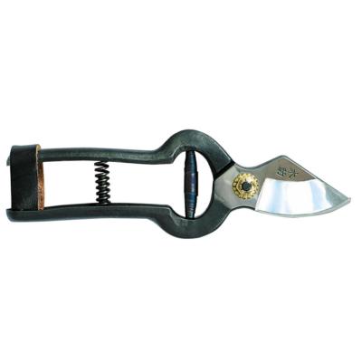 Tsugaru-type pruner for fruit trees, TENJU brand.