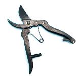 Japanese pruning shears made of Aogami steel with spring, Angle A, 200 mm.
