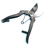 Japanese pruning shears made of Aogami steel with spring, Angle A, 200 mm.