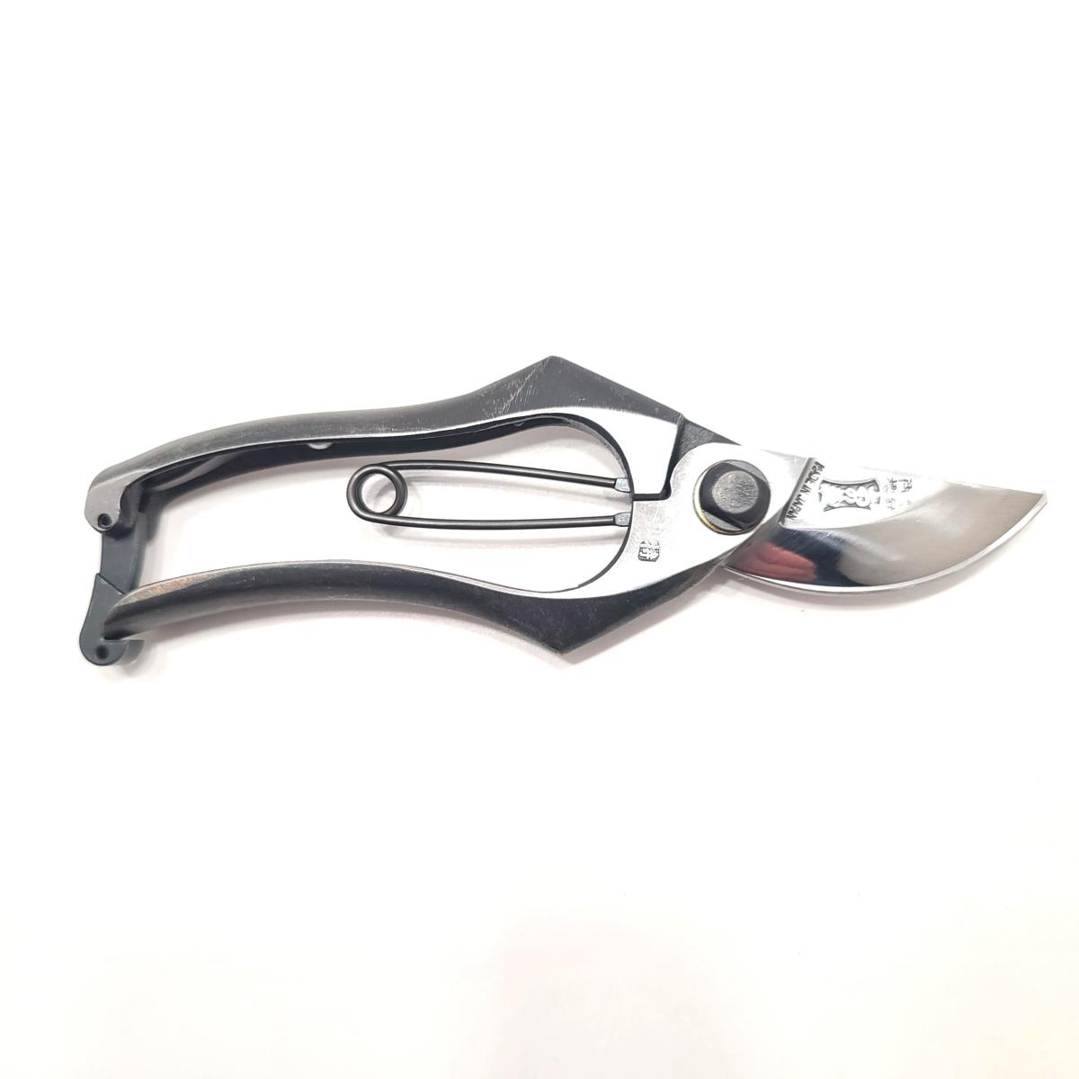 ONOYOSHI Japanese pruning shears, Angle A, 200 mm.
